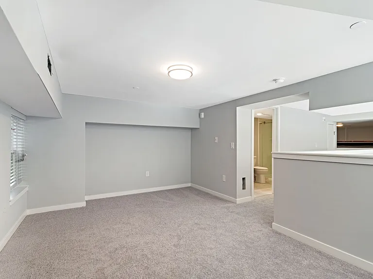 4649 Umbria St #101 — Photo 16