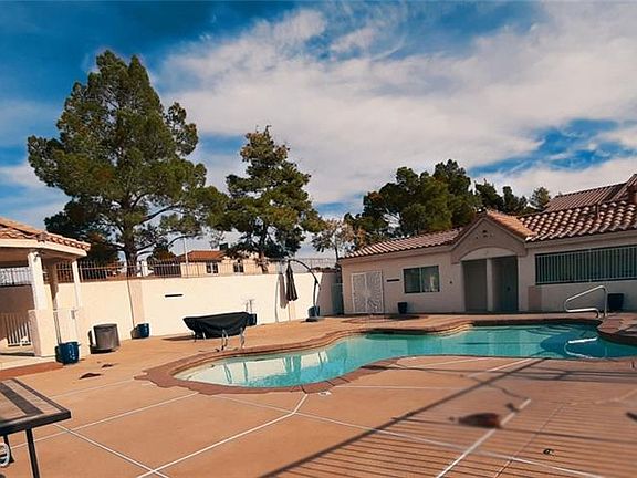 2nd image of 4040 Cape Sand Dr