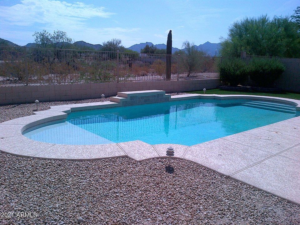 1st image of 17510 W Desert Sage Dr
