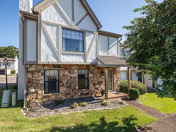 2nd image of 7527 Bavarian Dr #1
