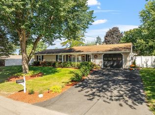 40 Lisa Ann Dr, Bellingham, MA 02019