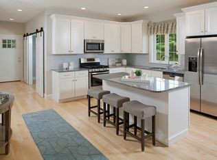 43 Bartlett Rd, Hanover, MA 02339