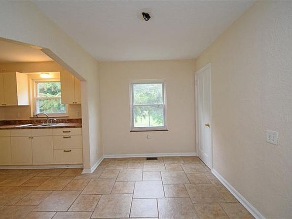 4th image of 5585 Biscayne Ave
