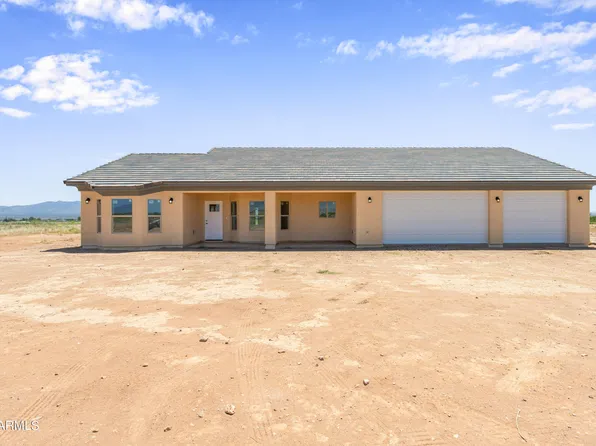 9502 Caballero Loop, Hereford, AZ 85615
