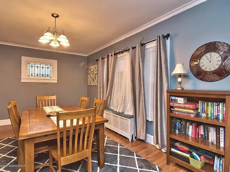 2333 Adams Ave — Photo 7