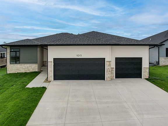3rd image of 1015 Kantor Ln #6GOXGK