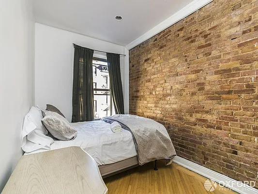 Rented by Oxford Property Group | media 17