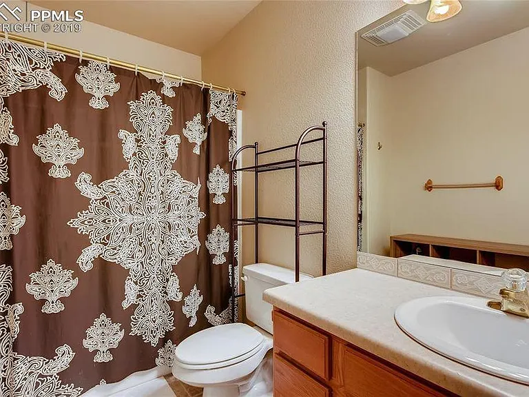 8303 Old Exchange Dr — Photo 20