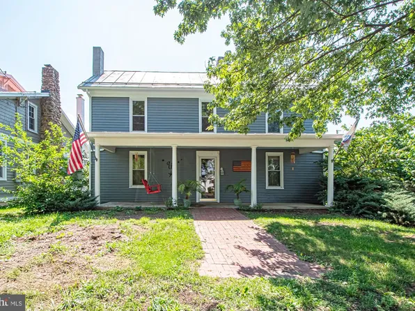202 Shenandoah Ave, Edinburg, VA 22824