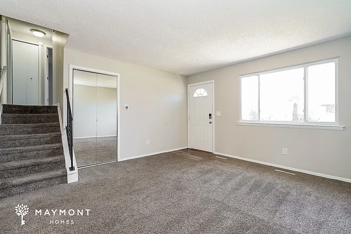 2710 Moundcrest St — Photo 5