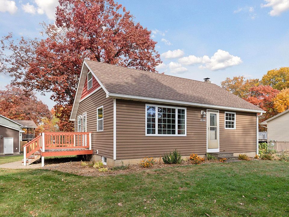 1st image of 18340 Lakeview Point Dr NE