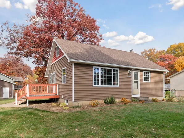 18340 Lakeview Point Dr NE, East Bethel, MN 55092