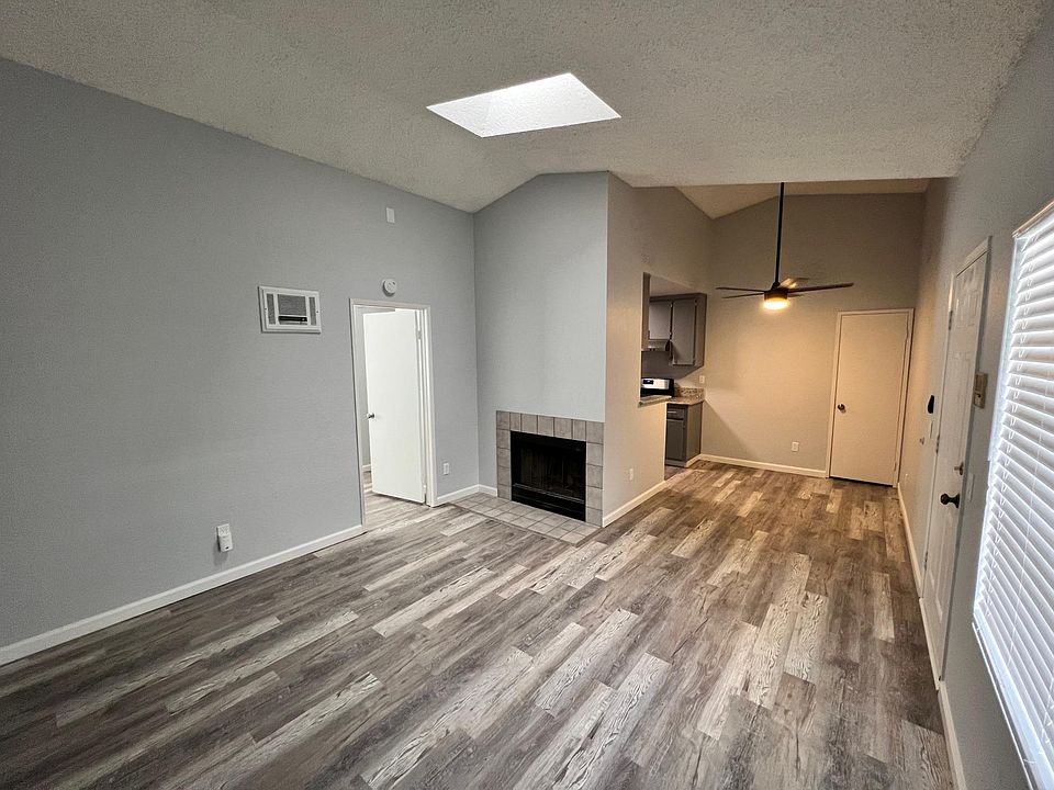 1st image of 4235 Menlo Ave APT 5