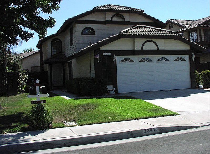 2nd image of 3342 Antler Rd
