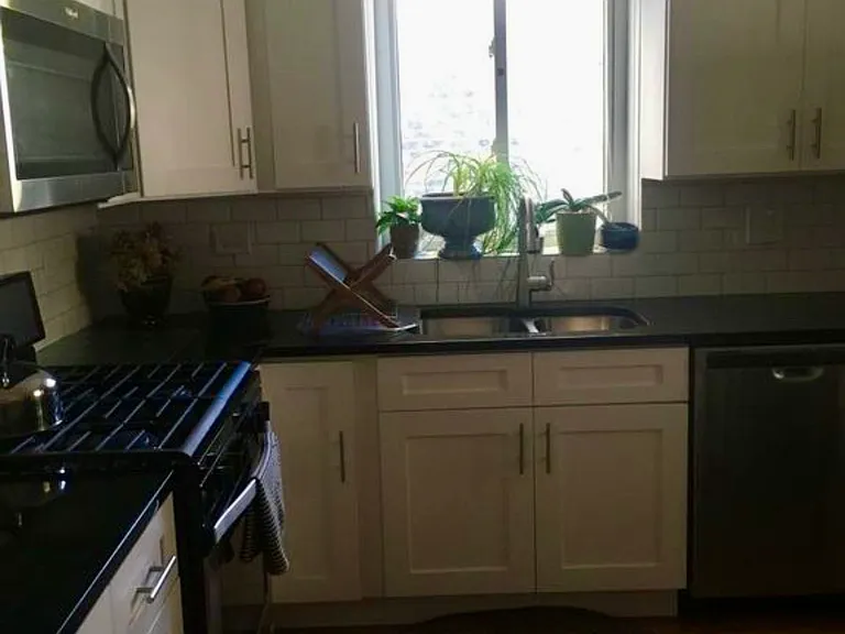 2647 N Harding Ave #1 — Photo 10
