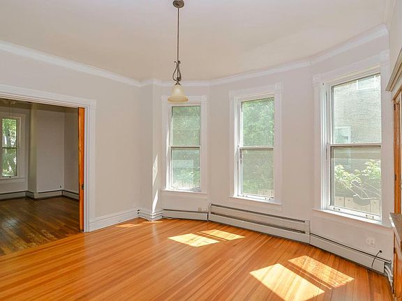 4th image of 1441 W Warner Ave #1A