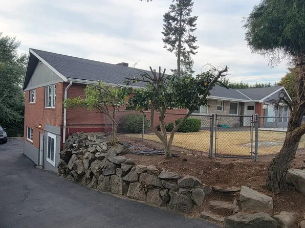 1301 Edmonds Ave NE #B, Renton, WA 98056