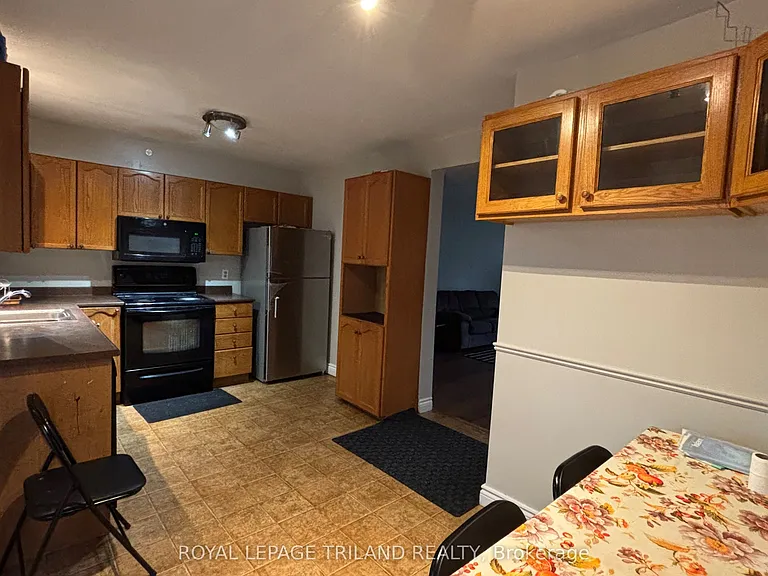 511 Admiral Dr #17 — Photo 4