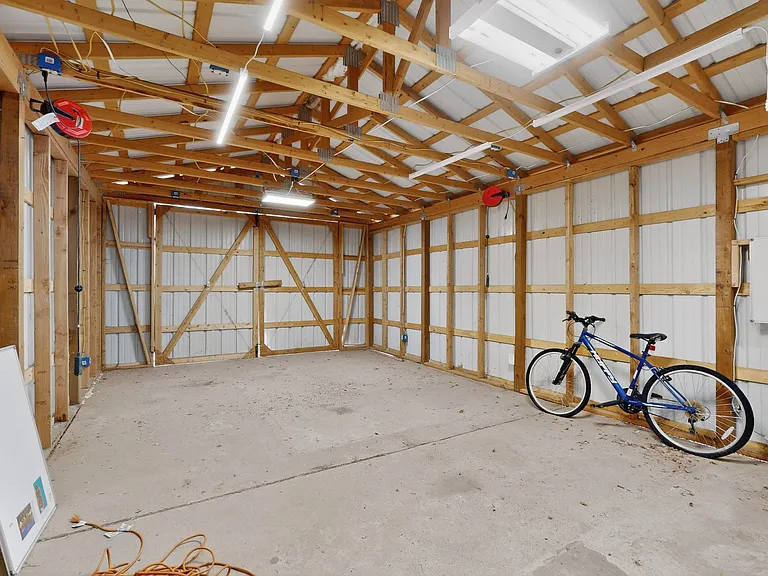 6500 Martin Ct NE — Photo 32