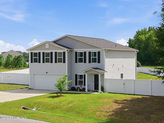 3rd image of 881 Ashbury Lane
