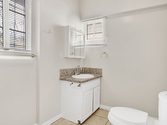 2nd image of 1296 W Jefferson Blvd #2 & 4