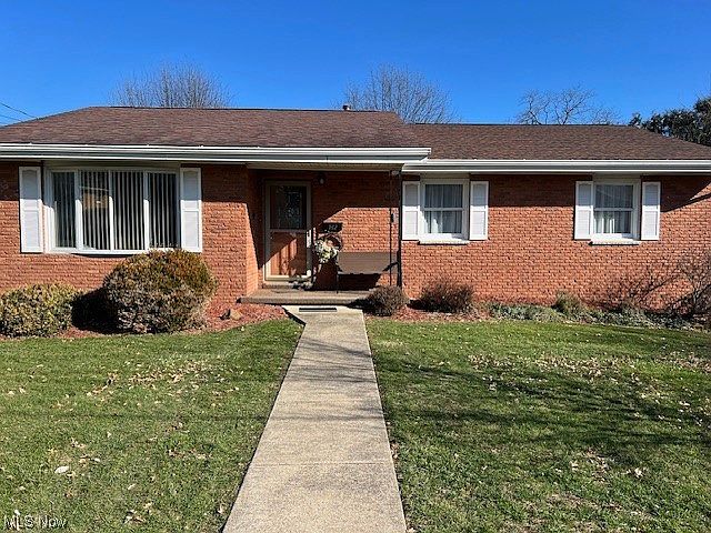 1st image of 142 Crisswill Rd