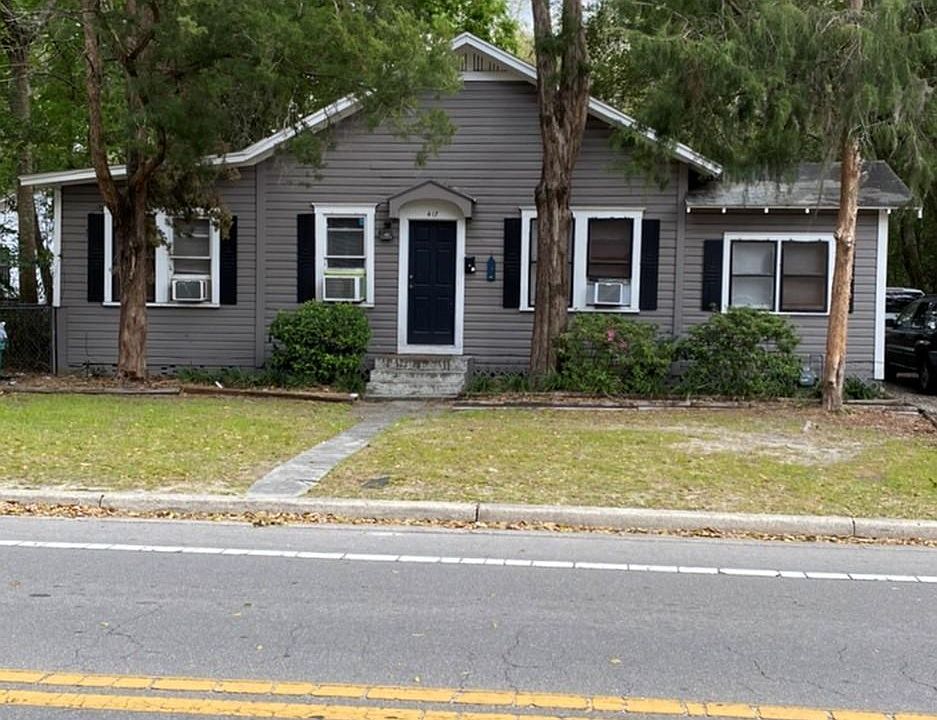 2nd image of 417 NW 17th St