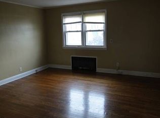 1 Carlen Ct, Fairview, NJ 07022