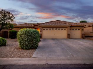 4100 E Stratford Pl, San Tan Valley, AZ 85140