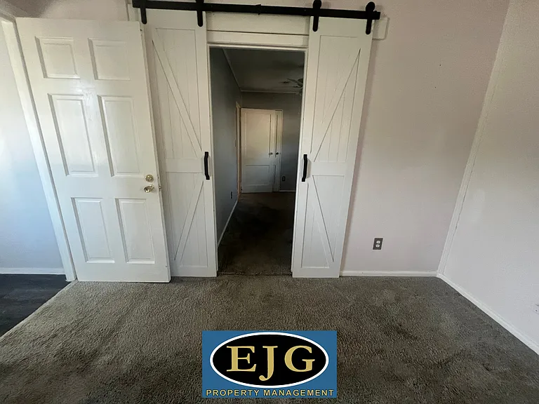 29 Elmwood Rd — Photo 20