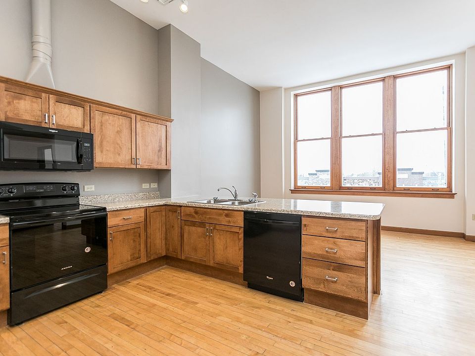 1st image of 346 2nd Ave SW #306