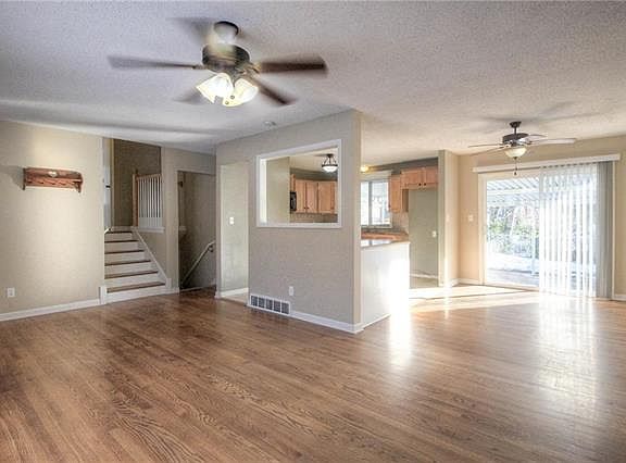 3rd image of 9317 Fairwood Dr