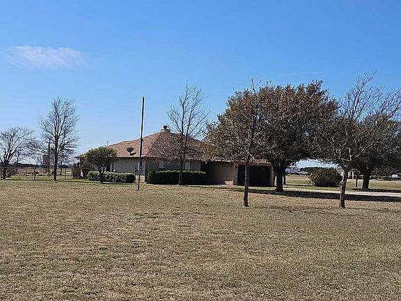 5th image of 145 Western Ridge Rd