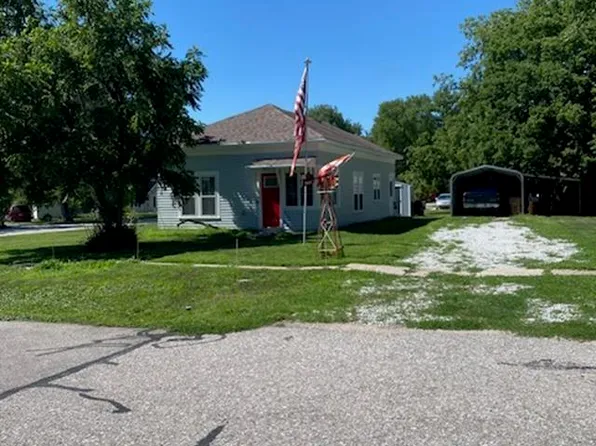 112 Main St, Greenwood, NE 68366