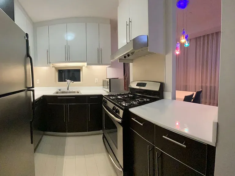 4205 Parsons Blvd #6B — Photo 7