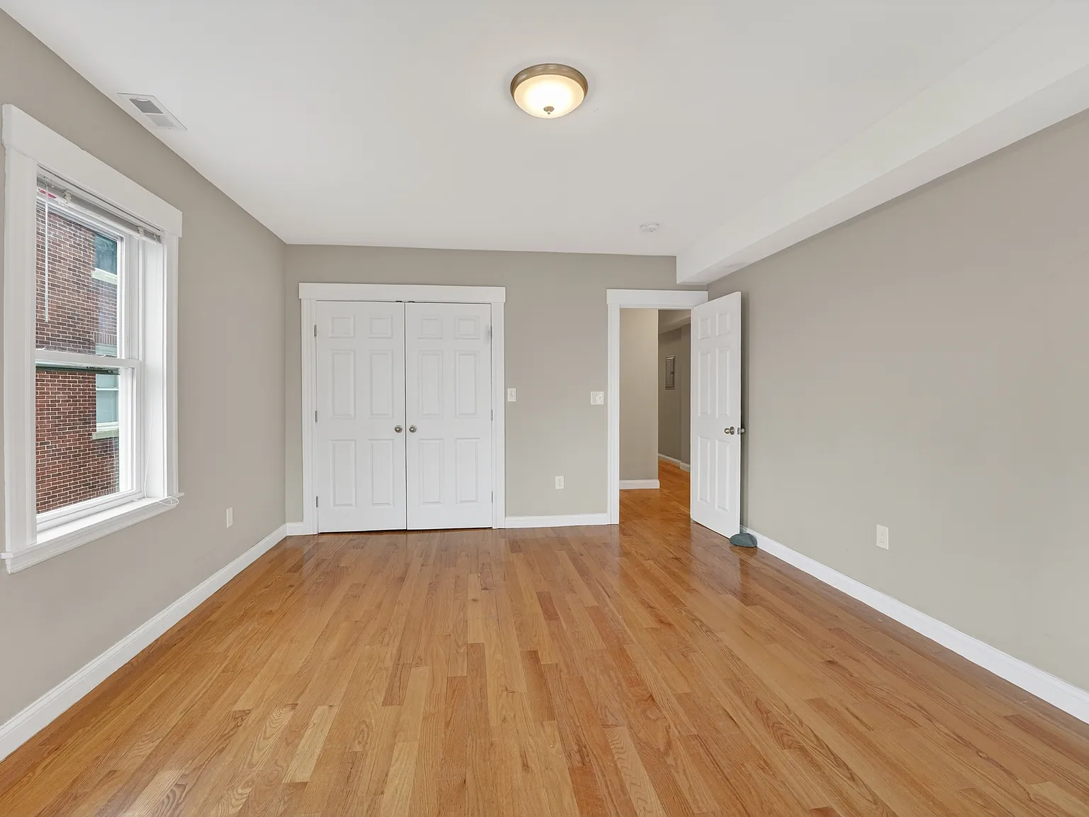 25 Main Street - Apt 3 — Photo 3