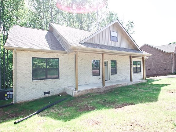 3rd image of 377 Crossvine Rd