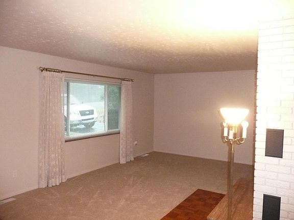 5th image of 5420 Springplace Cir