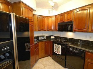 1077 30th St NW #201, Washington, DC 20007