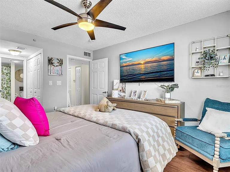 1801 N Flagler Dr #416 — Photo 24
