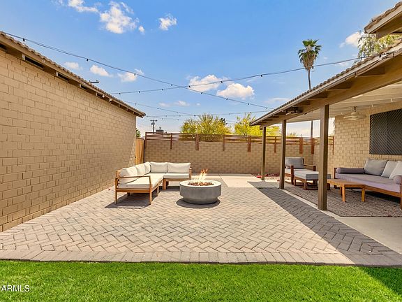5th image of 3001 N 17TH Drive