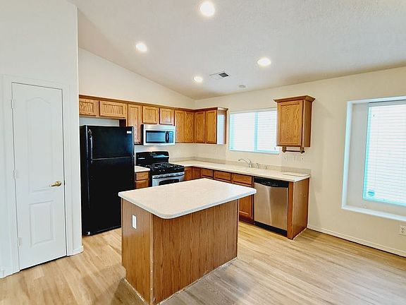 5th image of 2831 Rain Sage Ct SW