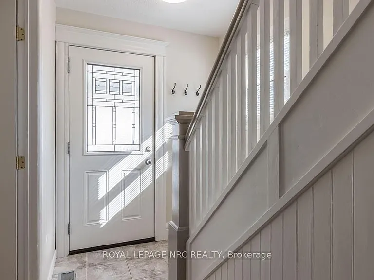 30 Walnut St — Photo 3