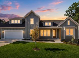 23 Dunvegan Dr, Bella Vista, AR 72715