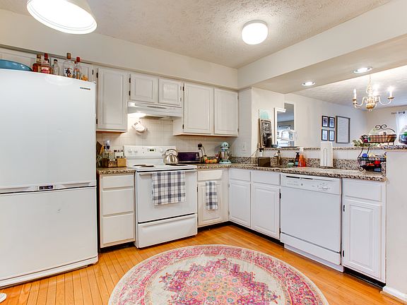 4th image of 19013 Partridge Wood Dr