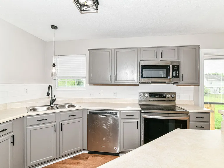 6040 Portwood Ct — Photo 16