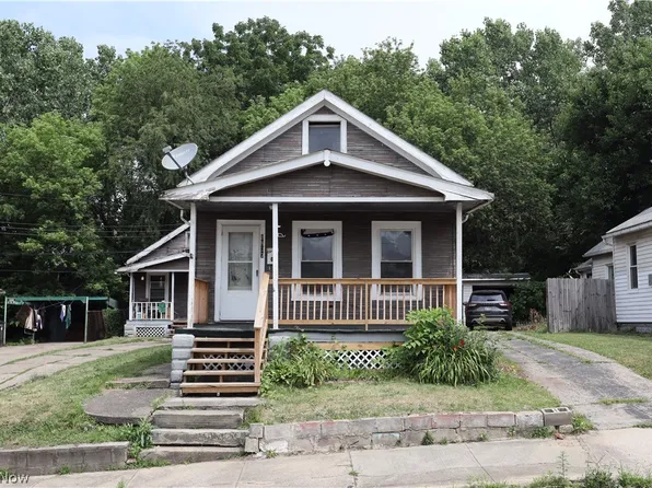 8827 Saint Catherine Ave, Cleveland, OH 44104