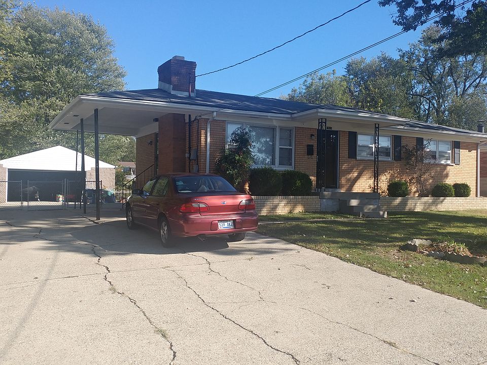 Front of house with garage