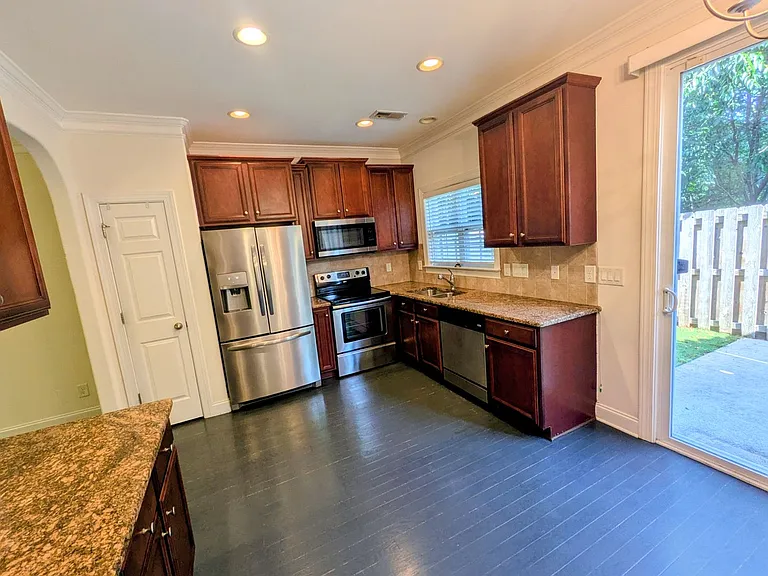 4988 Wyngate Village Dr — Photo 4