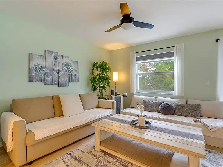 2441 6th Avenue Dr E — Photo 9